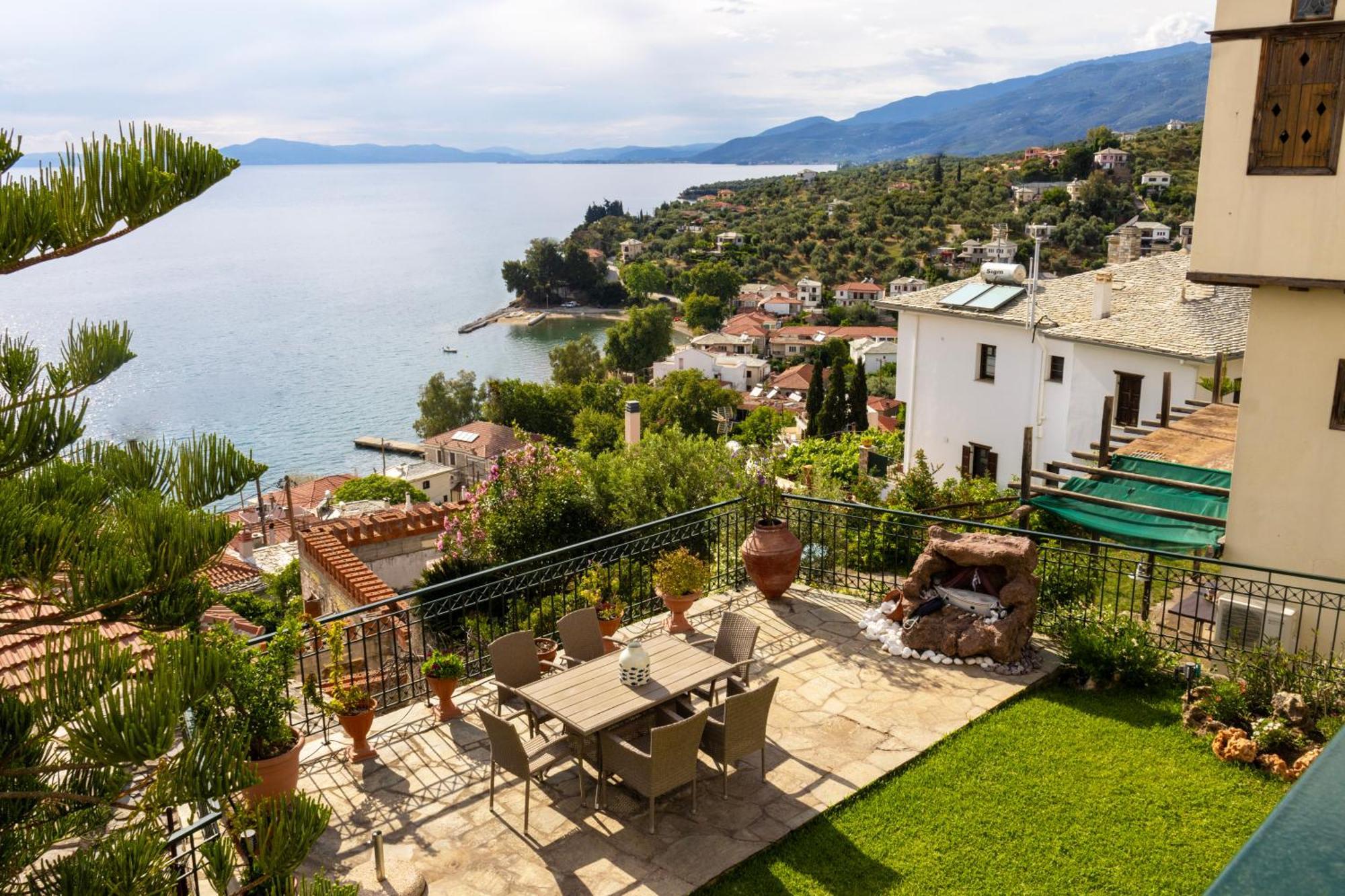 Mesonisi Με Υπέροχη Θέα Στον Παγασητικό!! Afissos Exterior foto
